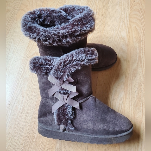 J Mark Woman's Suade Warm Winter Boots Size 9. - Picture 4 of 10